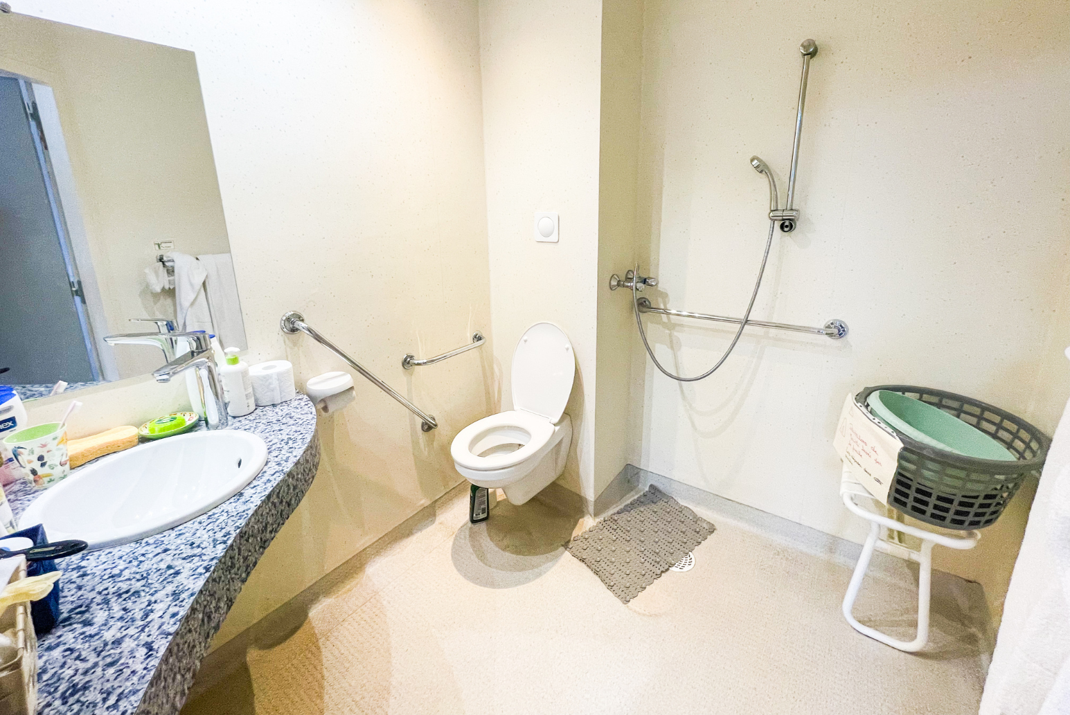 salle de bain cantou à saint-peray